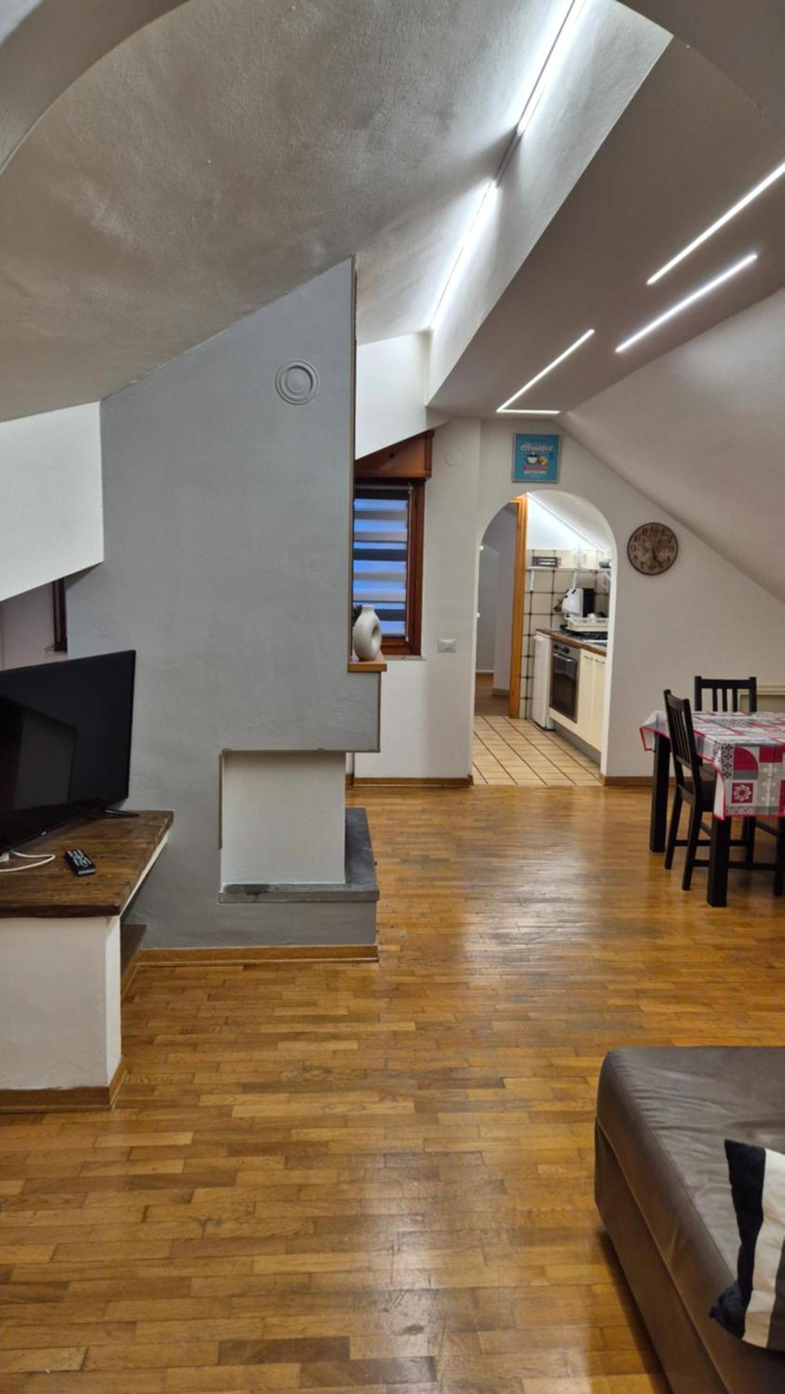 Zia Peppa Lägenhet Castel Di Sangro Exteriör bild